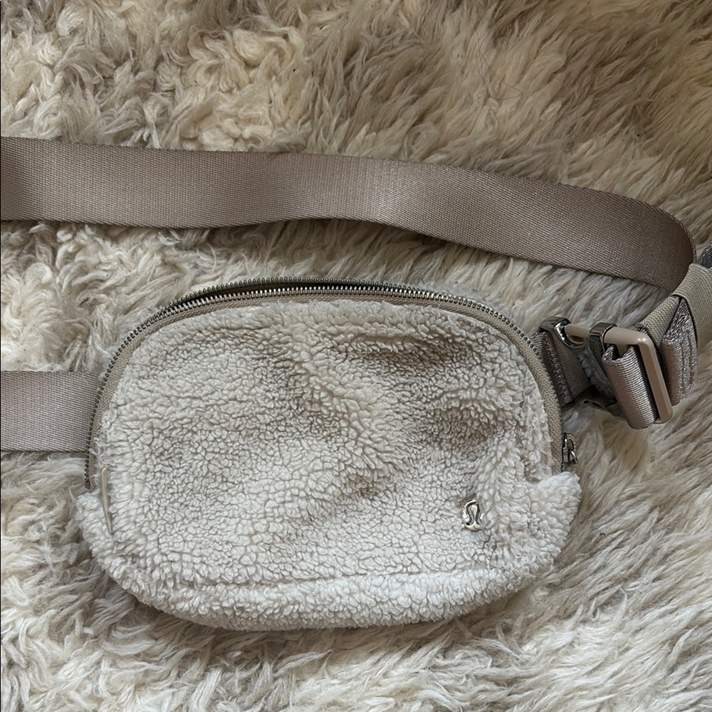 lululemon athletica Cream Fleece Belt Bag